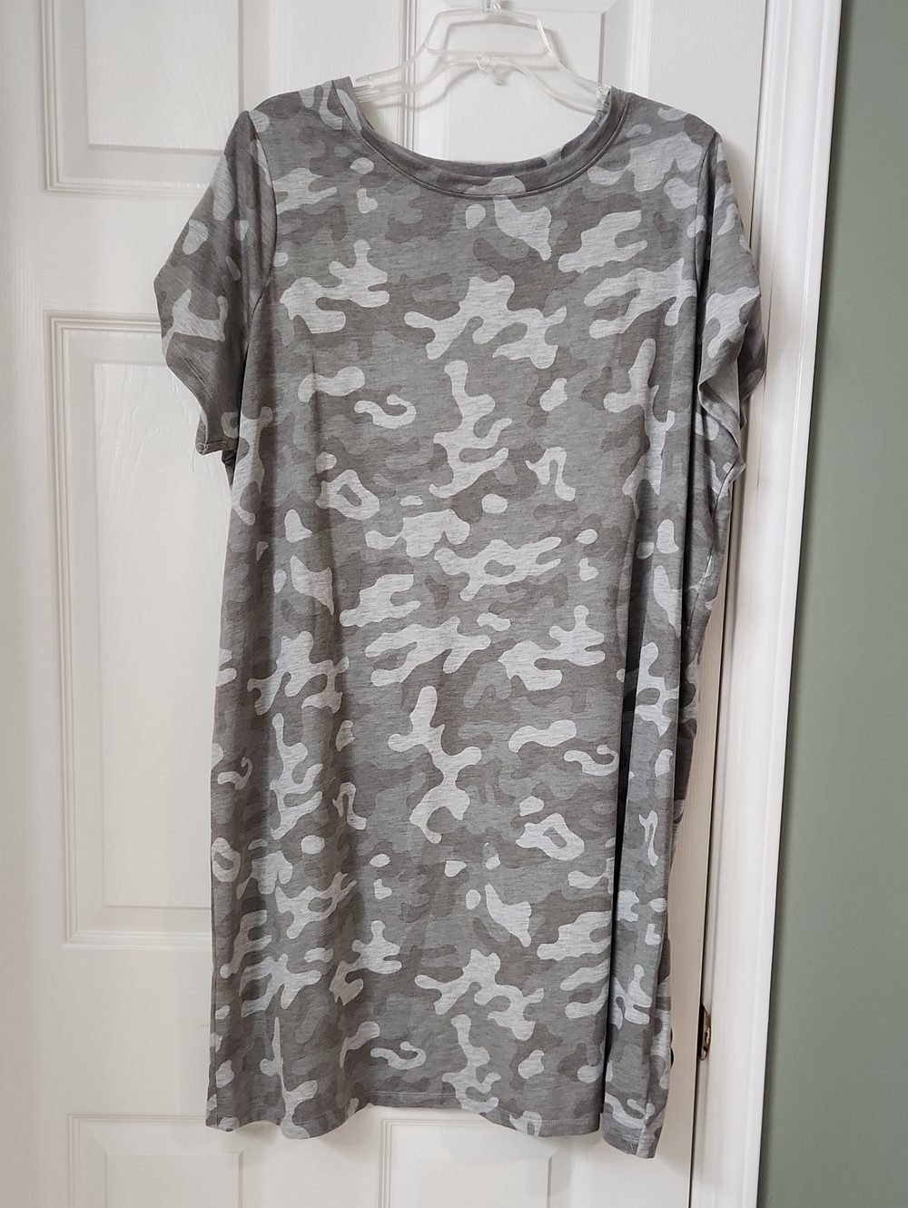 Terra & Sky Gray Camo Short-Sleeve Tunic Dress